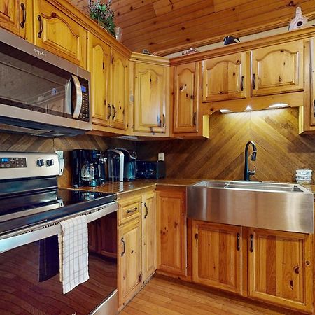 Campfire Lodge Gatlinburg Exterior photo