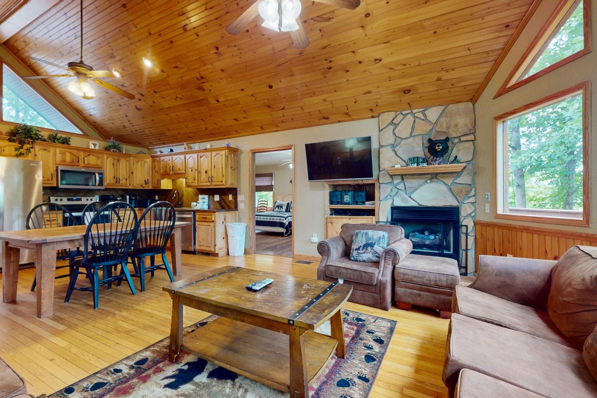 Campfire Lodge Gatlinburg Exterior photo